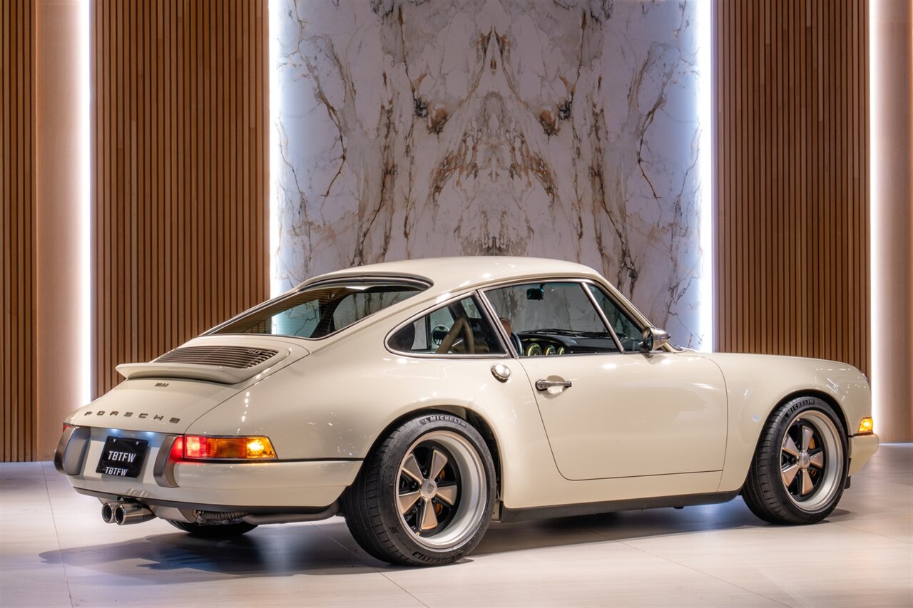 1990 Porsche 911 Carrera 2 Singer   - Photo 3 - Beverly Hills, CA 90212