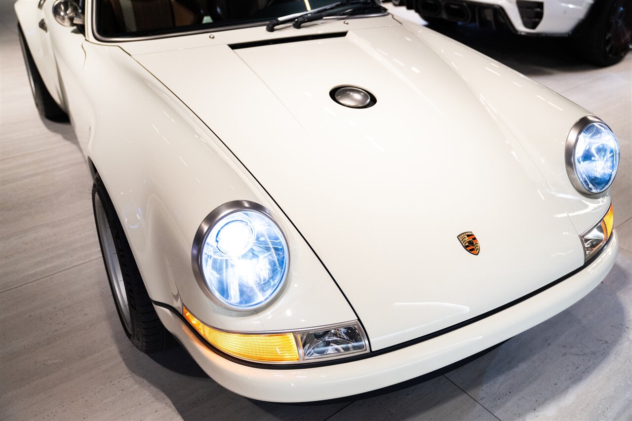 1990 Porsche 911 Carrera 2 Singer   - Photo 24 - Beverly Hills, CA 90212