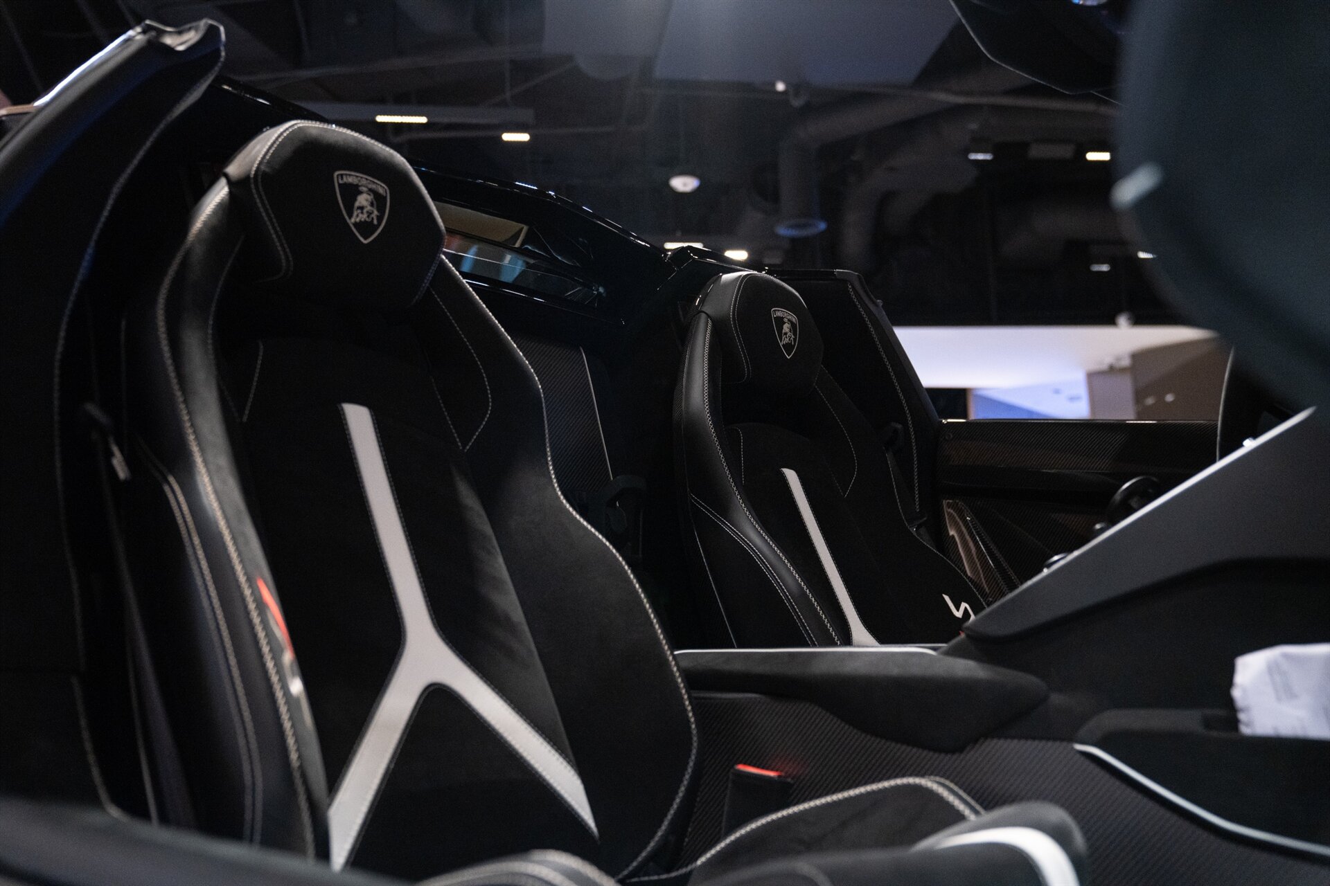 2020 Lamborghini Aventador LP 770-4 SVJ - Photo 32