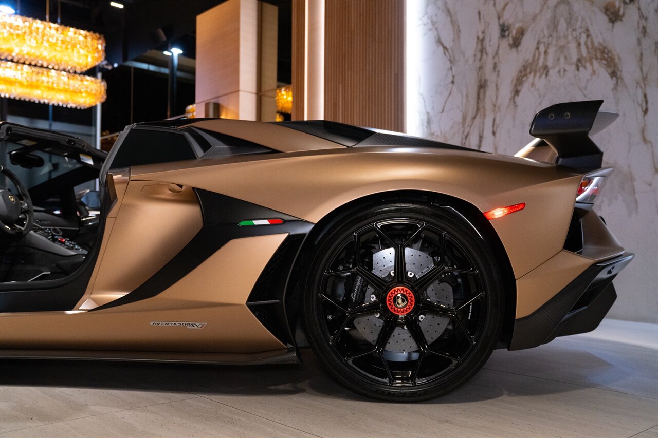 2020 Lamborghini Aventador LP 770-4 SVJ - Photo 51 - Beverly Hills, CA 90212