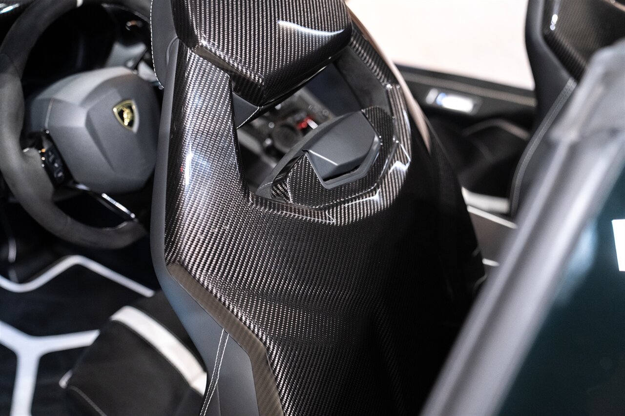 2020 Lamborghini Aventador LP 770-4 SVJ - Photo 47 - Beverly Hills, CA 90212