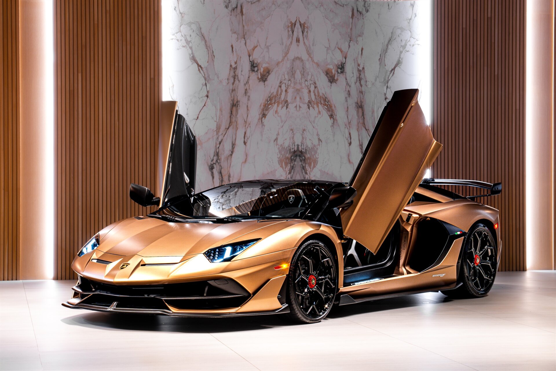 2020 Lamborghini Aventador LP 770-4 SVJ - Photo 2