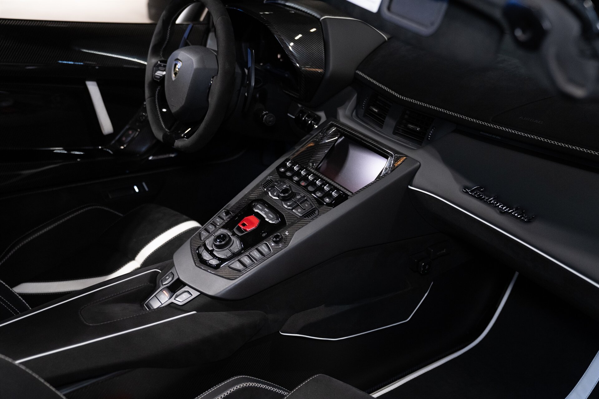 2020 Lamborghini Aventador LP 770-4 SVJ - Photo 31