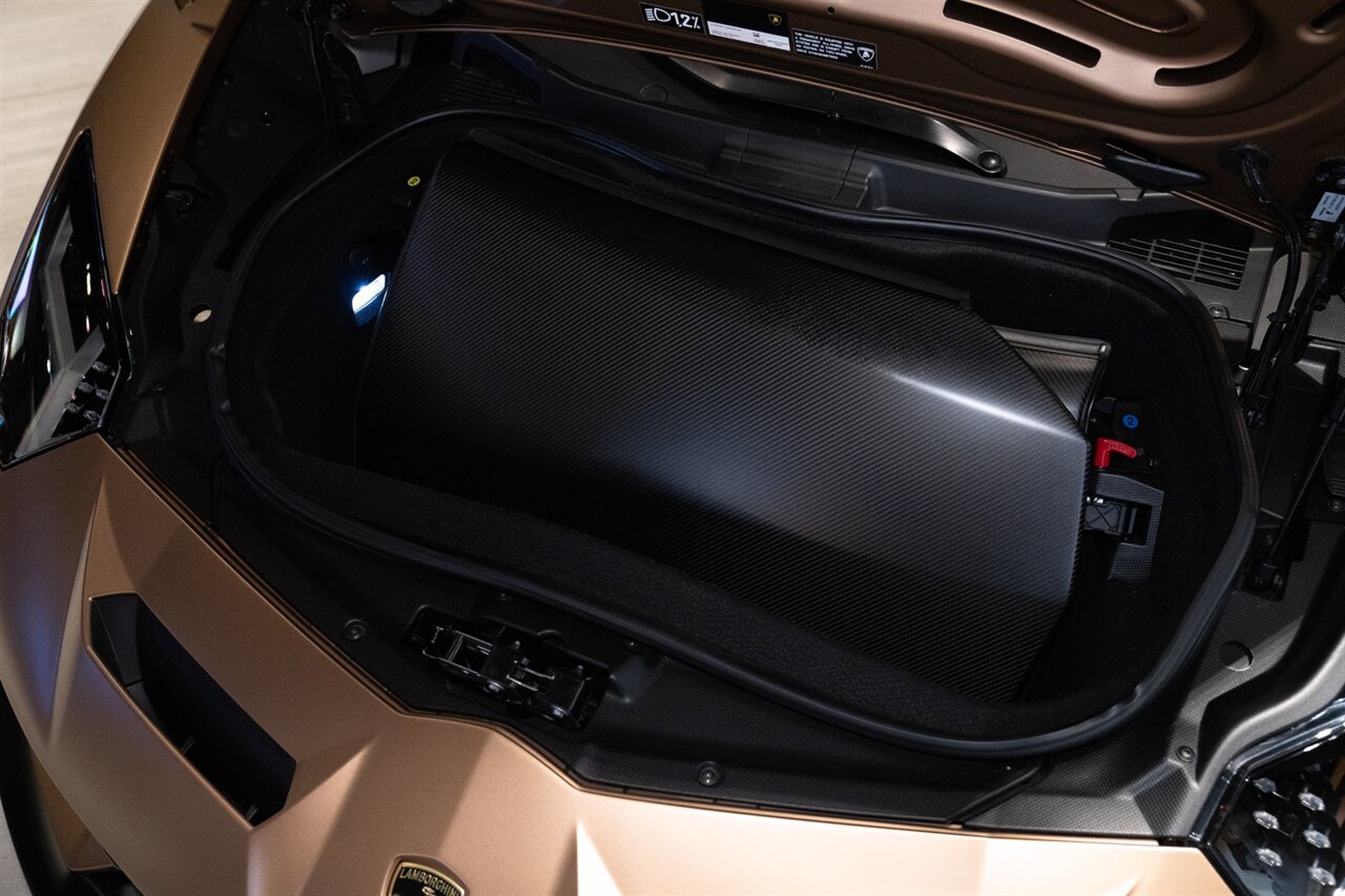 2020 Lamborghini Aventador LP 770-4 SVJ - Photo 72 - Beverly Hills, CA 90212