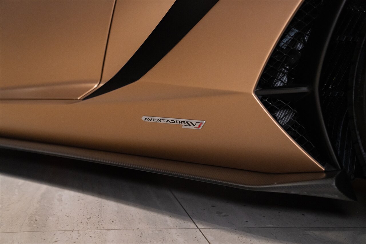 2020 Lamborghini Aventador LP 770-4 SVJ - Photo 19 - Beverly Hills, CA 90212