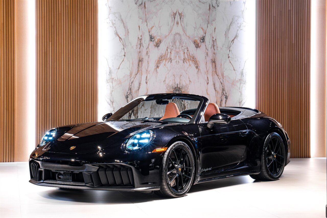 2026 Porsche 911 Carrera 4 GTS   - Photo 1 - Beverly Hills, CA 90212
