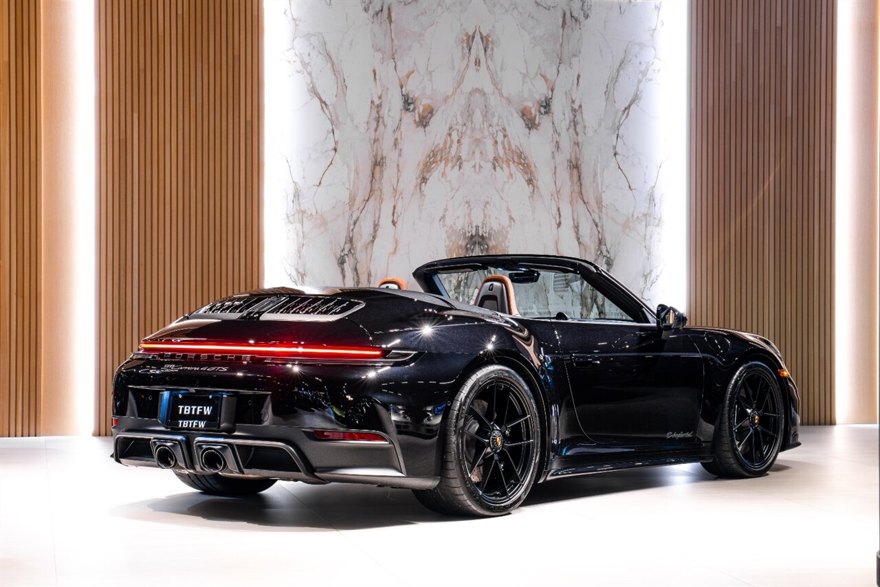 2026 Porsche 911 Carrera 4 GTS - Photo 4 - Beverly Hills, CA 90212