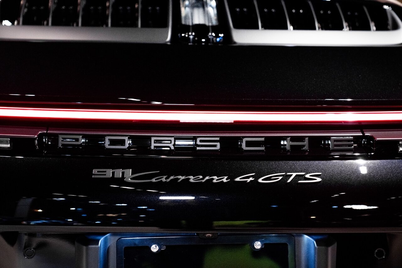 2026 Porsche 911 Carrera 4 GTS - Photo 36 - Beverly Hills, CA 90212