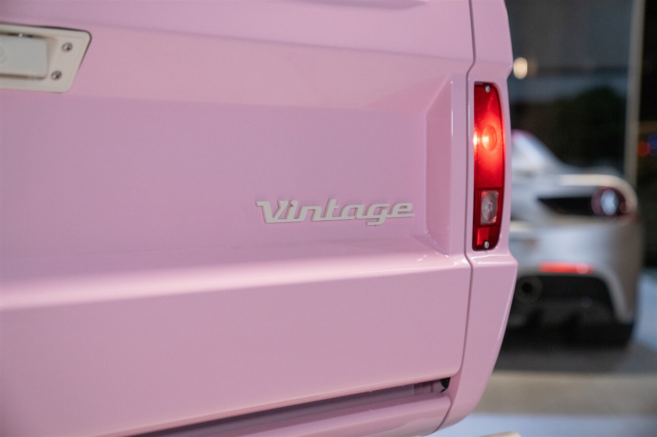 2023 Ford Bronco   - Photo 21 - Beverly Hills, CA 90212