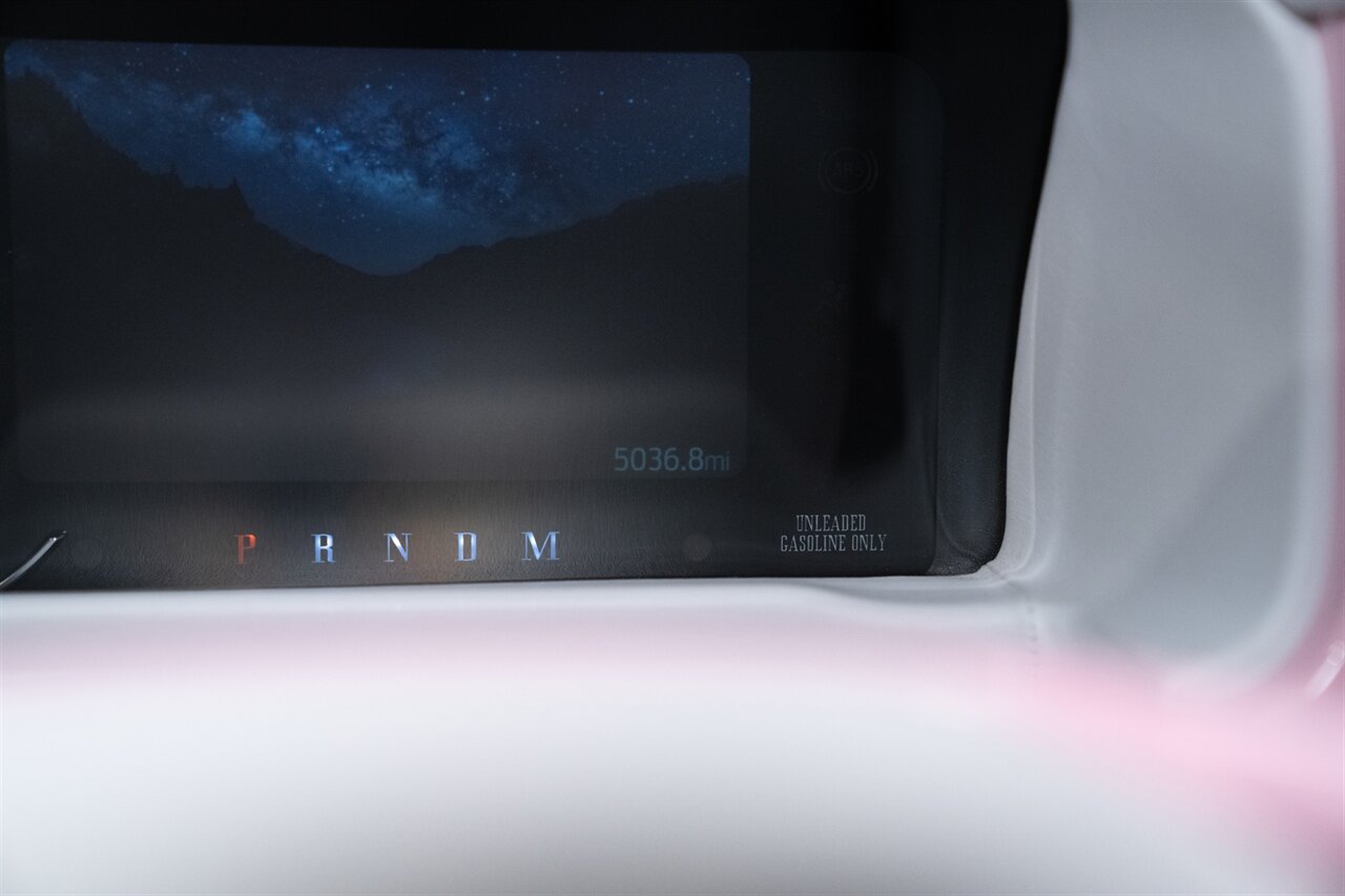 2023 Ford Bronco   - Photo 28 - Beverly Hills, CA 90212