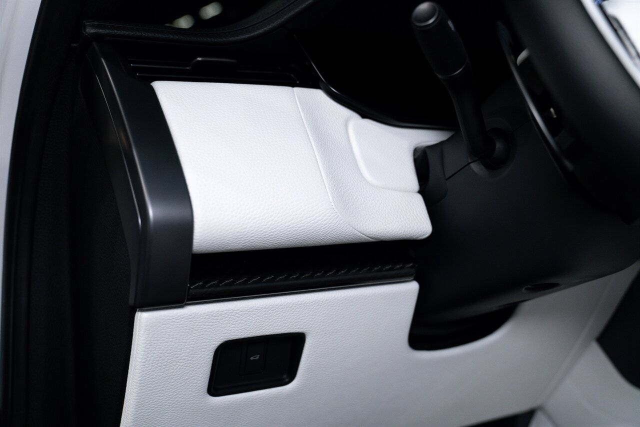 2025 Land Rover Range Rover P615 SV LWB Brabus 700 - Photo 25 - Beverly Hills, CA 90212