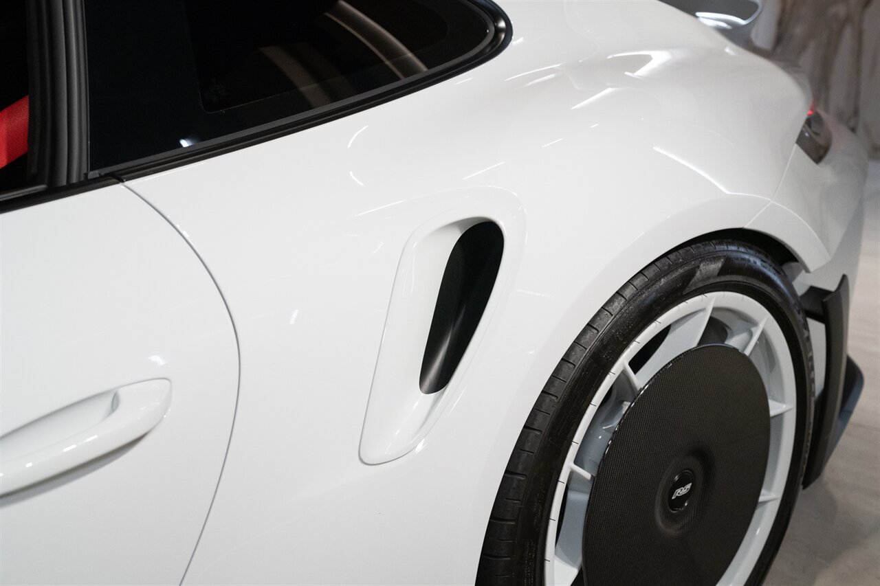 2025 Porsche 911 GT3 RS Manthey   - Photo 31 - Beverly Hills, CA 90212