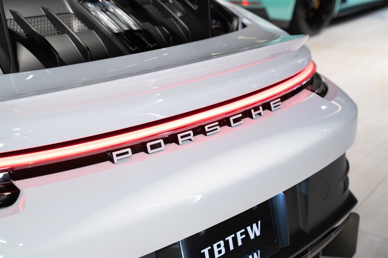 2025 Porsche 911 GT3 RS Manthey   - Photo 42 - Beverly Hills, CA 90212