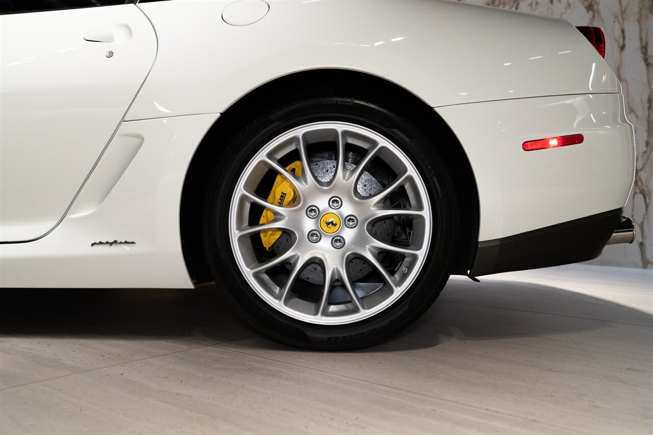 2010 Ferrari 599 GTB Fiorano - Photo 28 - Beverly Hills, CA 90212