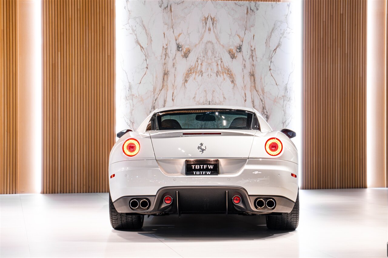 2010 Ferrari 599 GTB Fiorano - Photo 5 - Beverly Hills, CA 90212