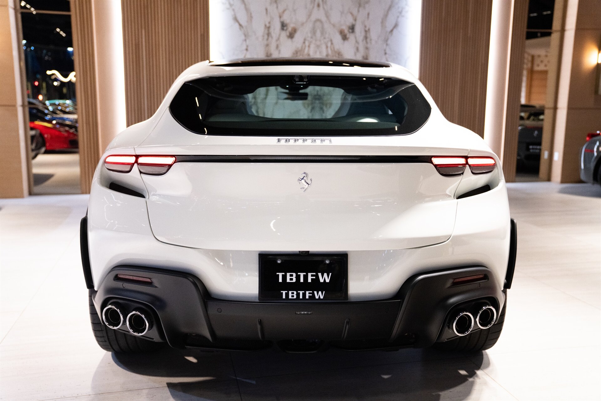 2026 Ferrari Purosangue - Photo 29