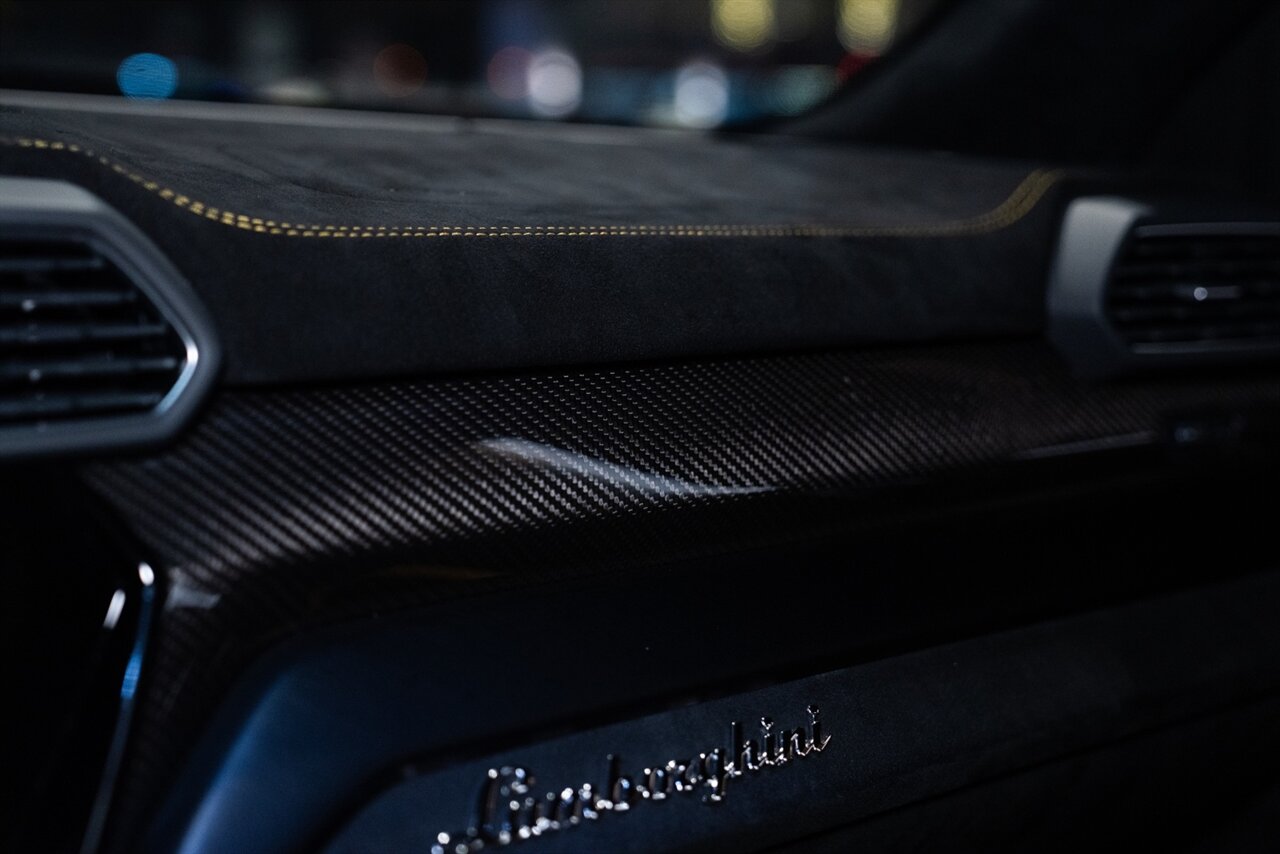 2024 Lamborghini Urus Performante - Photo 31 - Beverly Hills, CA 90212