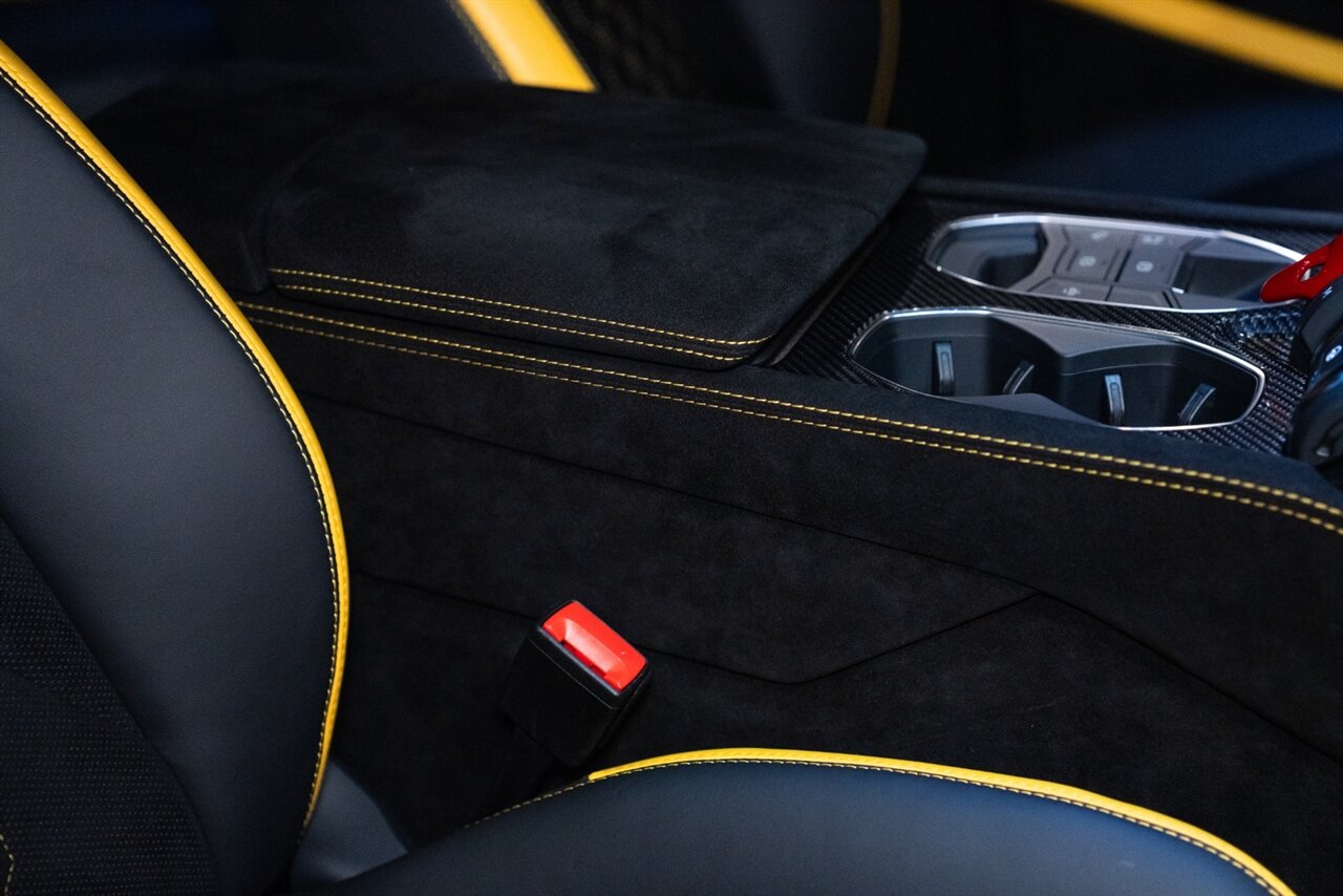 2024 Lamborghini Urus Performante - Photo 23 - Beverly Hills, CA 90212