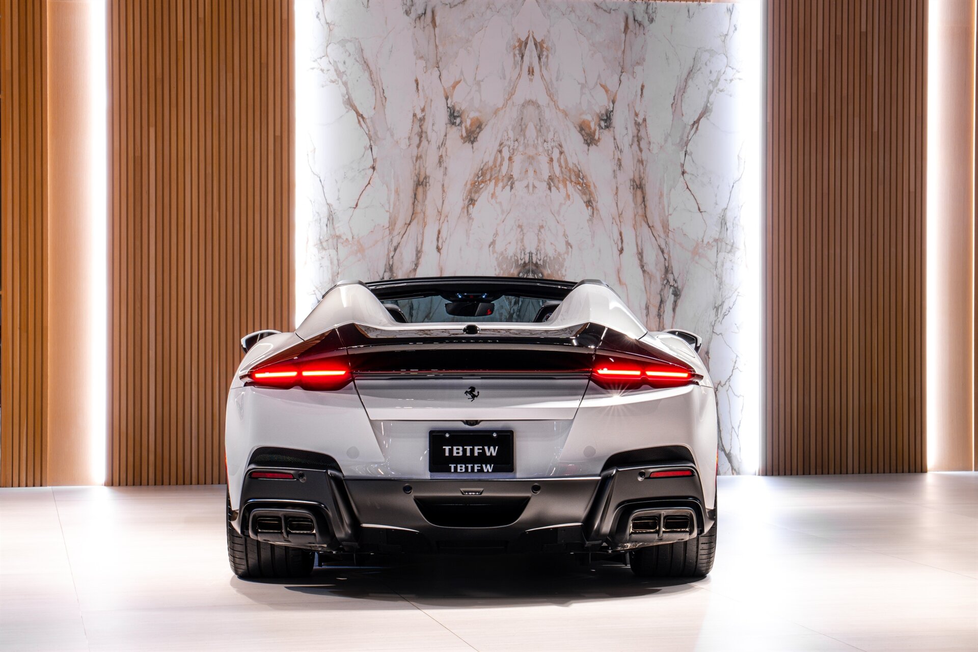 2026 Ferrari 12Cilindri Spider - Photo 4