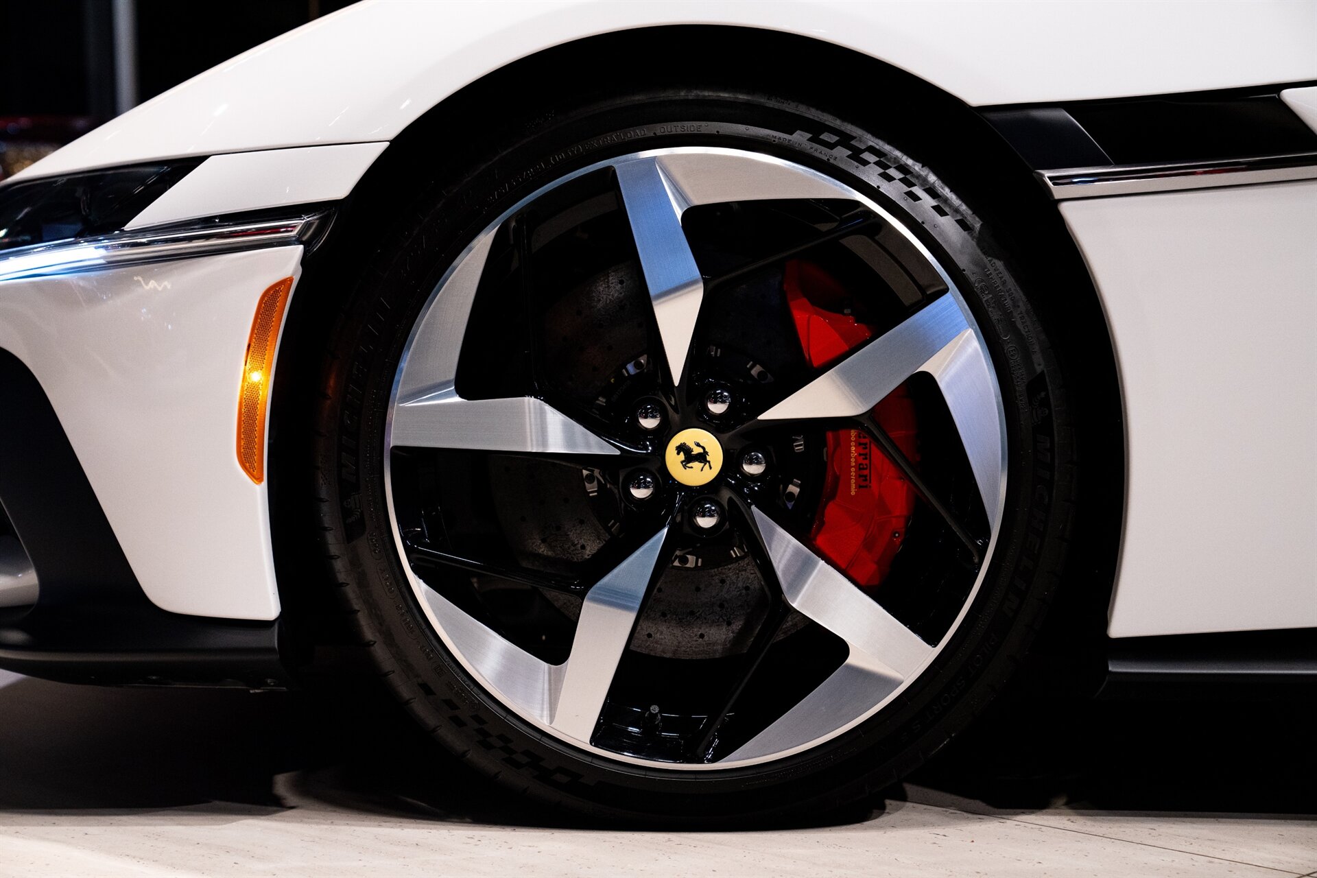 2026 Ferrari 12Cilindri Spider - Photo 12
