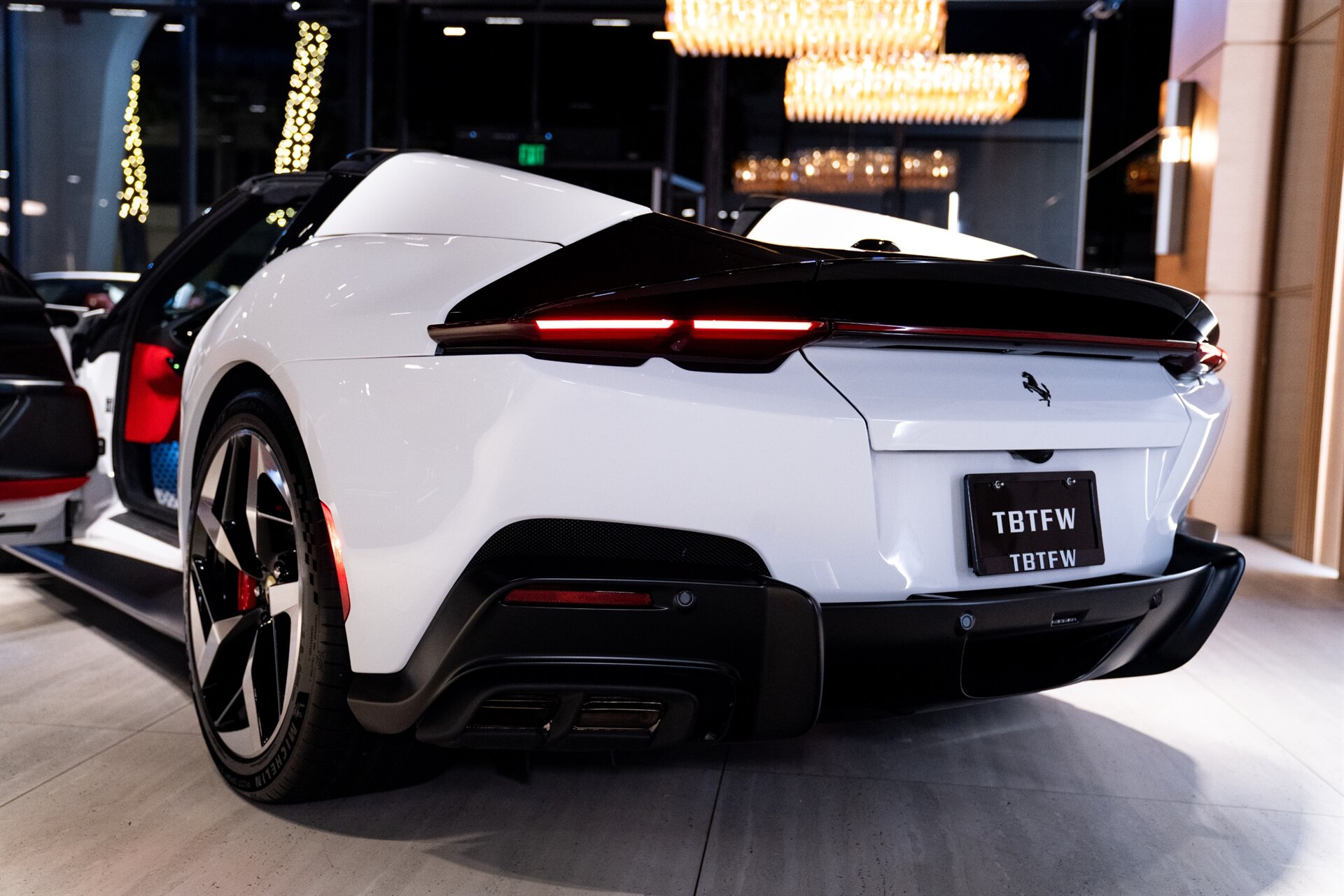 2026 Ferrari 12Cilindri Spider - Photo 35