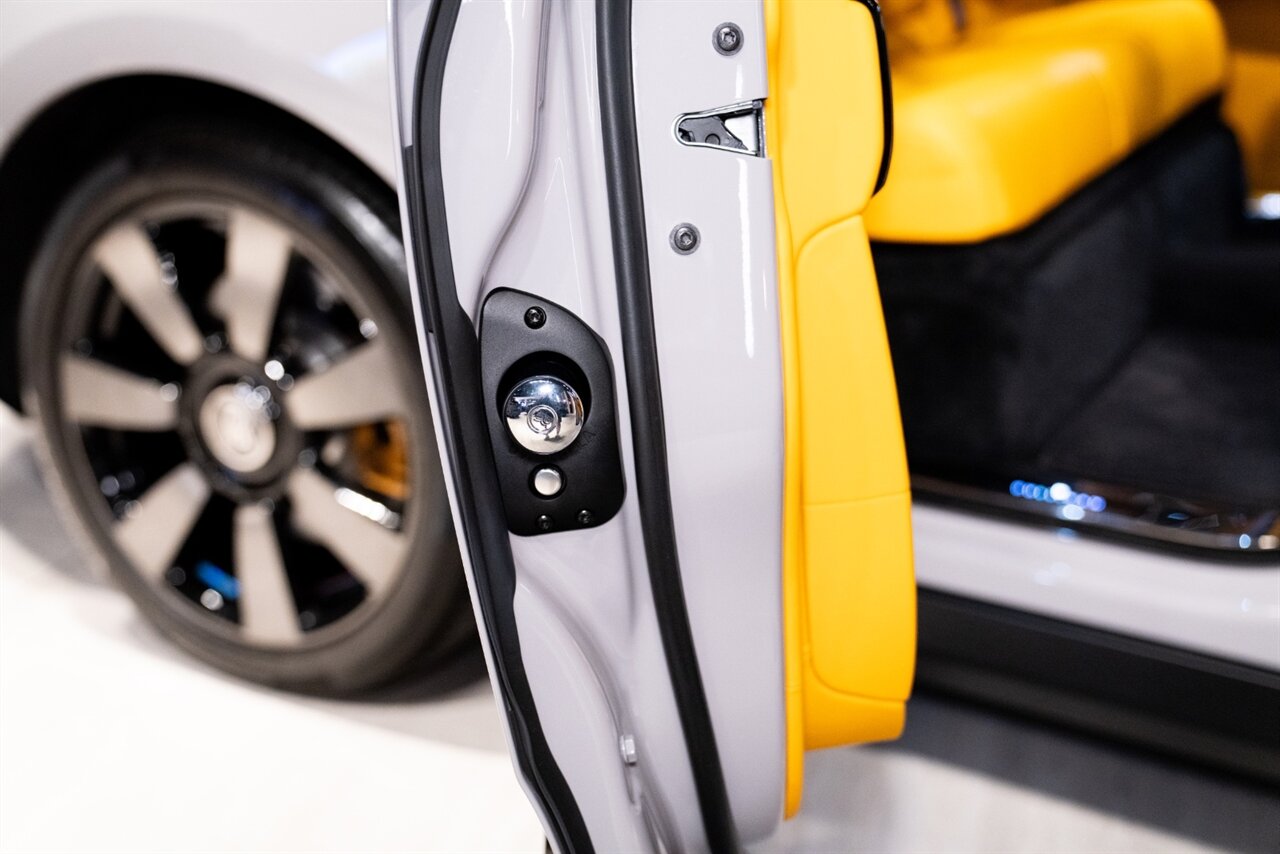 2023 Rolls-Royce Cullinan   - Photo 40 - Beverly Hills, CA 90212