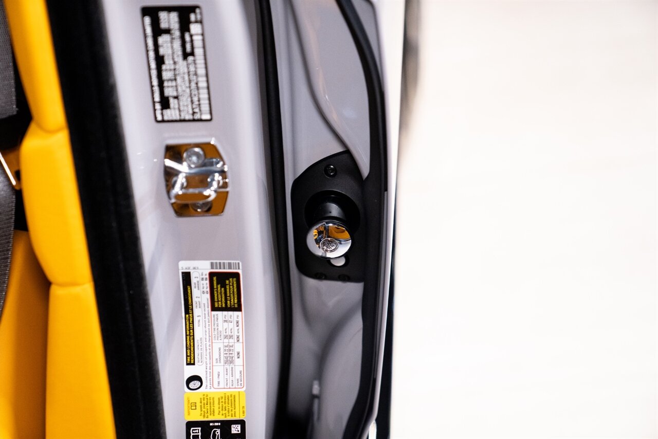 2023 Rolls-Royce Cullinan   - Photo 9 - Beverly Hills, CA 90212