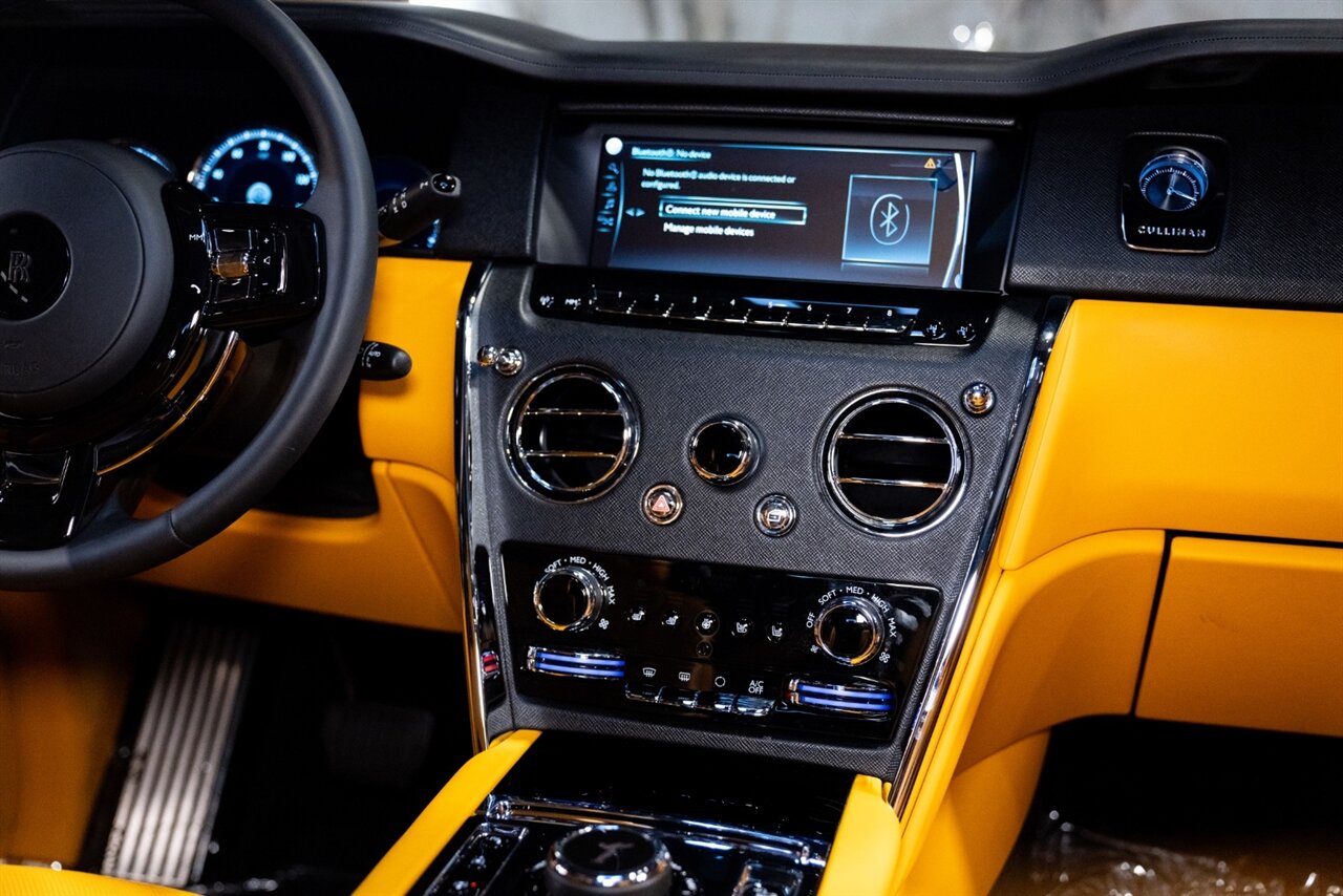 2023 Rolls-Royce Cullinan   - Photo 20 - Beverly Hills, CA 90212