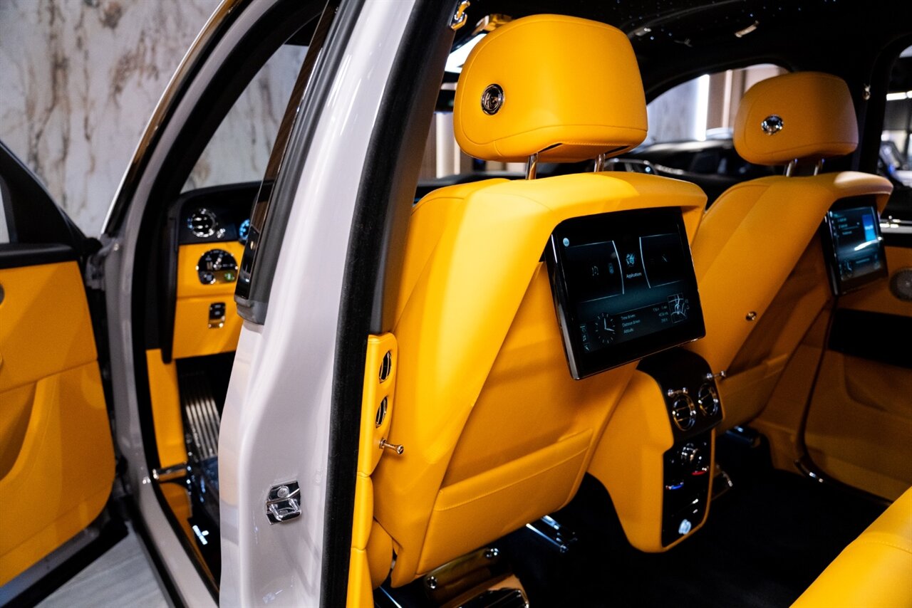 2023 Rolls-Royce Cullinan   - Photo 17 - Beverly Hills, CA 90212