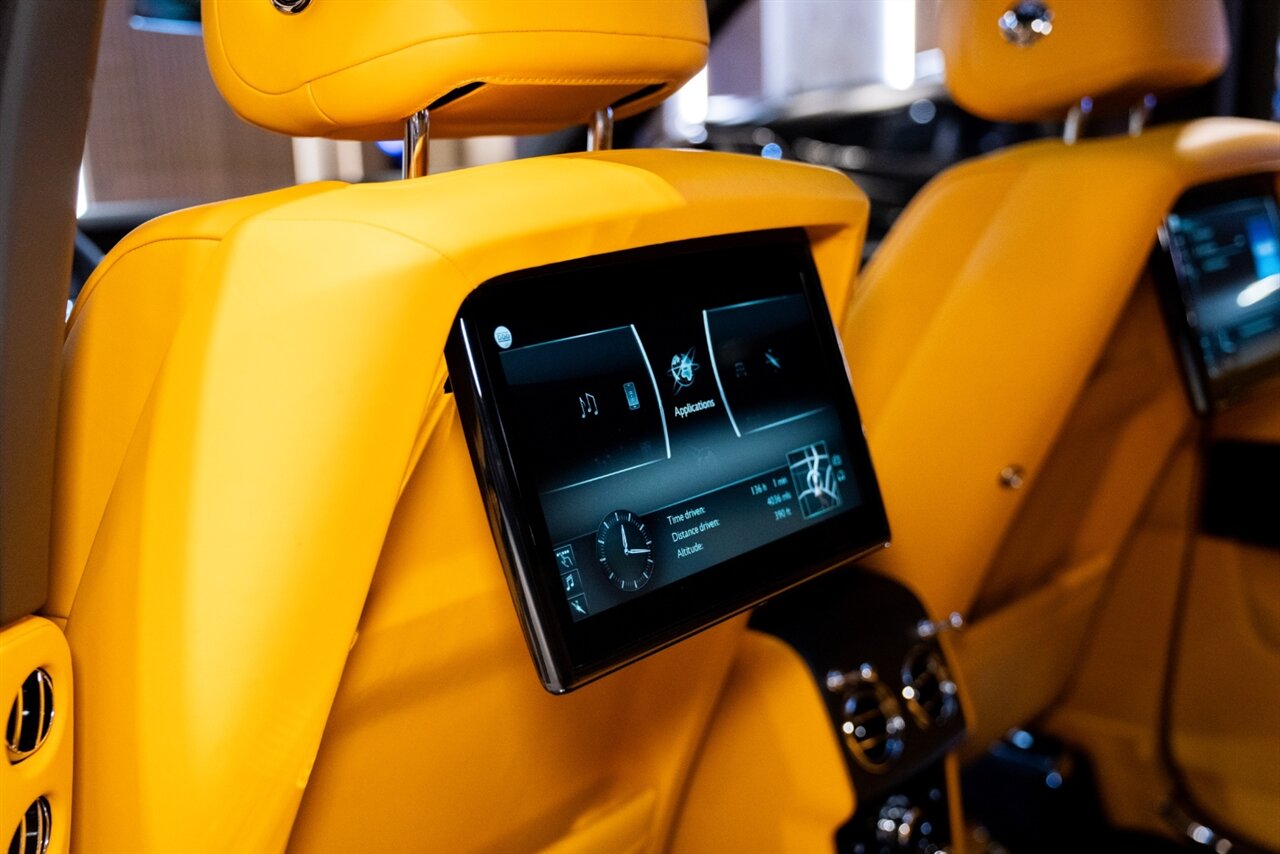 2023 Rolls-Royce Cullinan   - Photo 14 - Beverly Hills, CA 90212