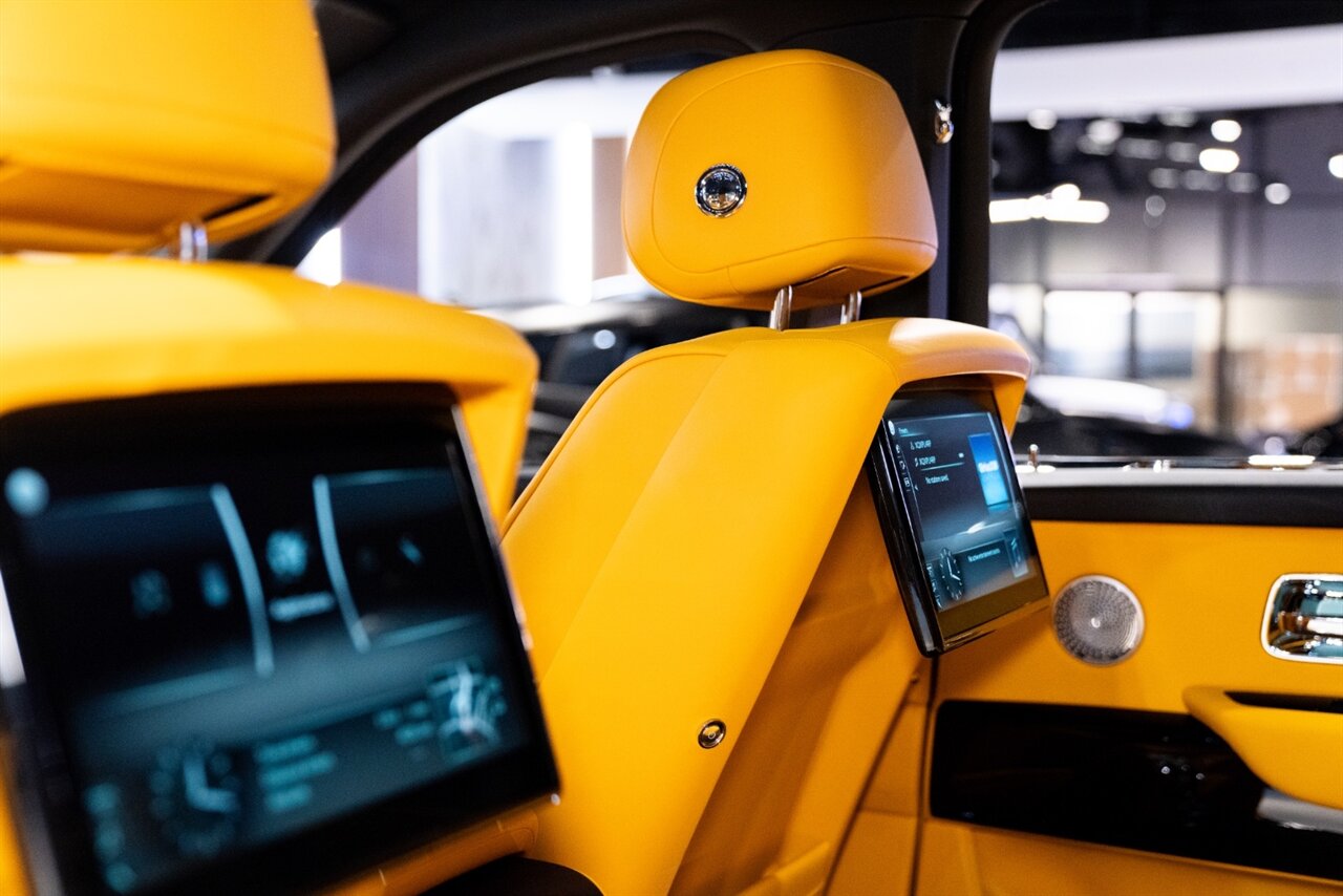 2023 Rolls-Royce Cullinan   - Photo 15 - Beverly Hills, CA 90212