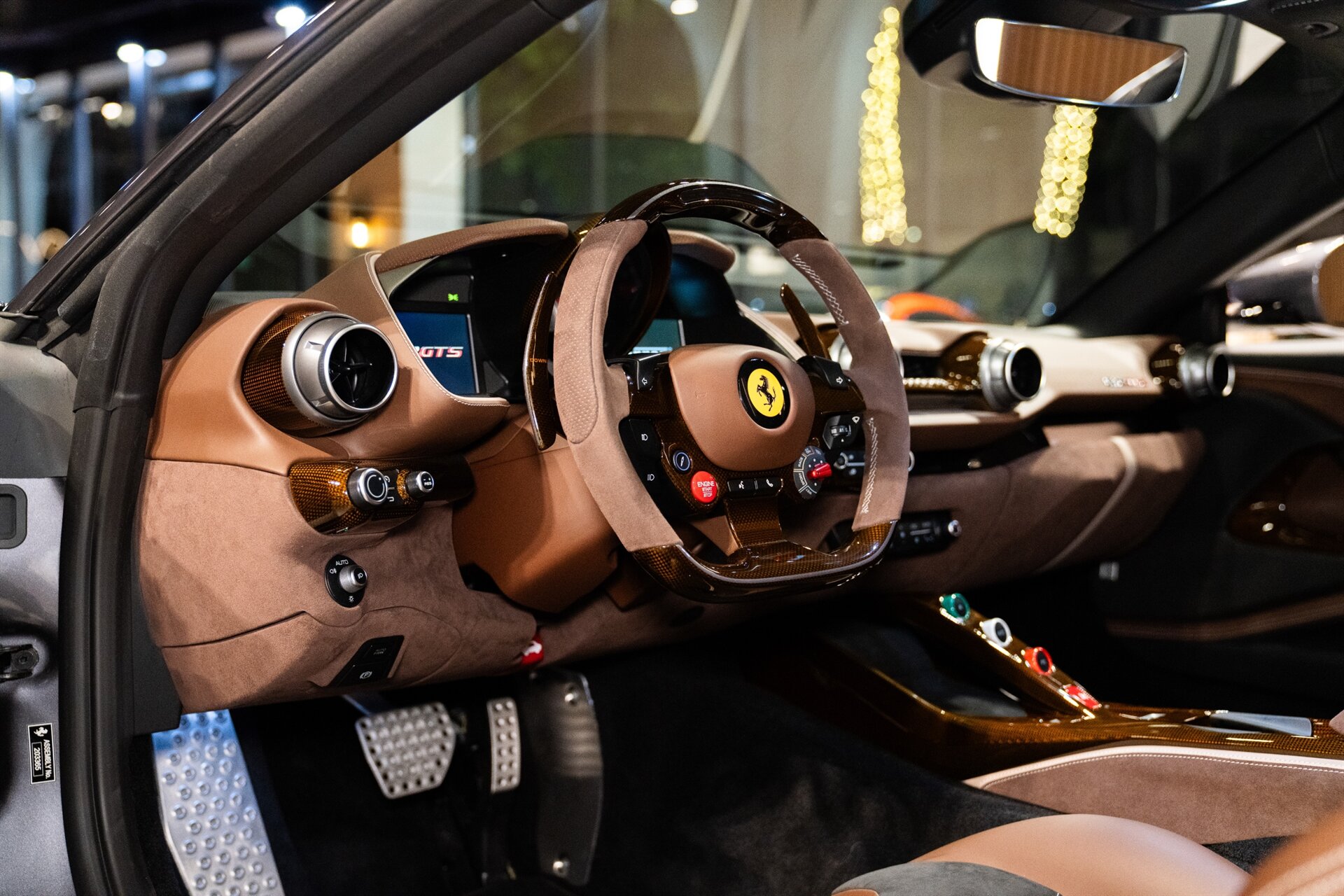 2022 Ferrari 812 GTS - Photo 19