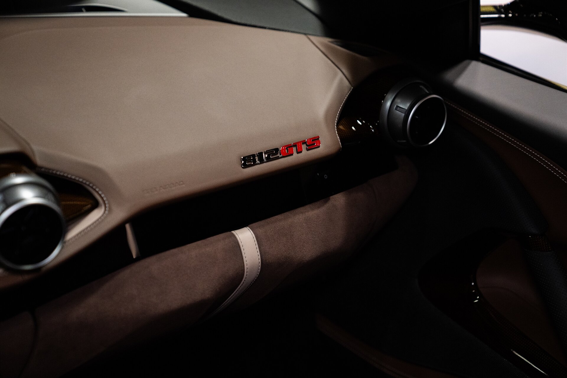 2022 Ferrari 812 GTS - Photo 25
