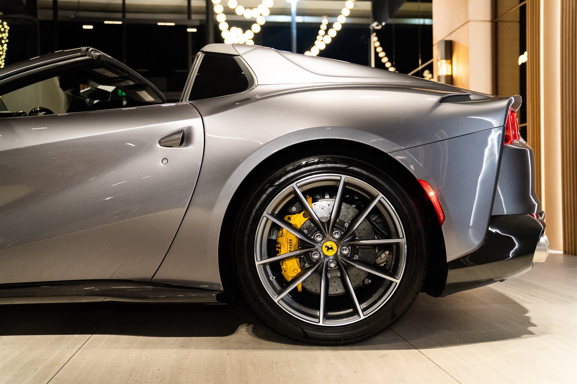 2022 Ferrari 812 GTS - Photo 12