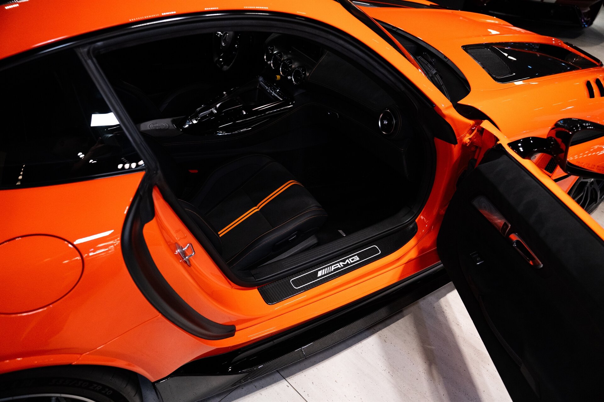 2021 Mercedes-Benz AMG GT Black Series - Photo 40