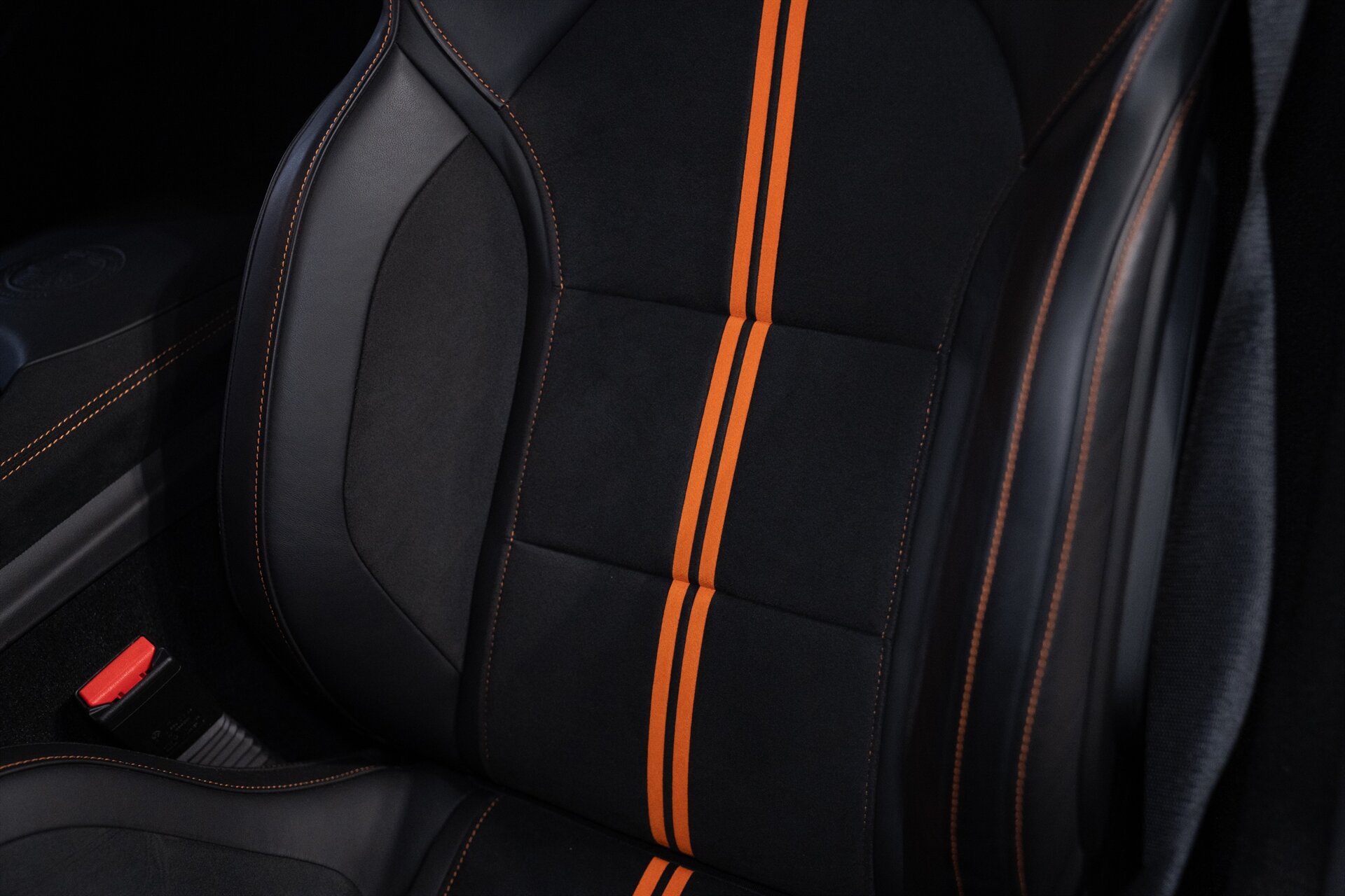 2021 Mercedes-Benz AMG GT Black Series - Photo 23