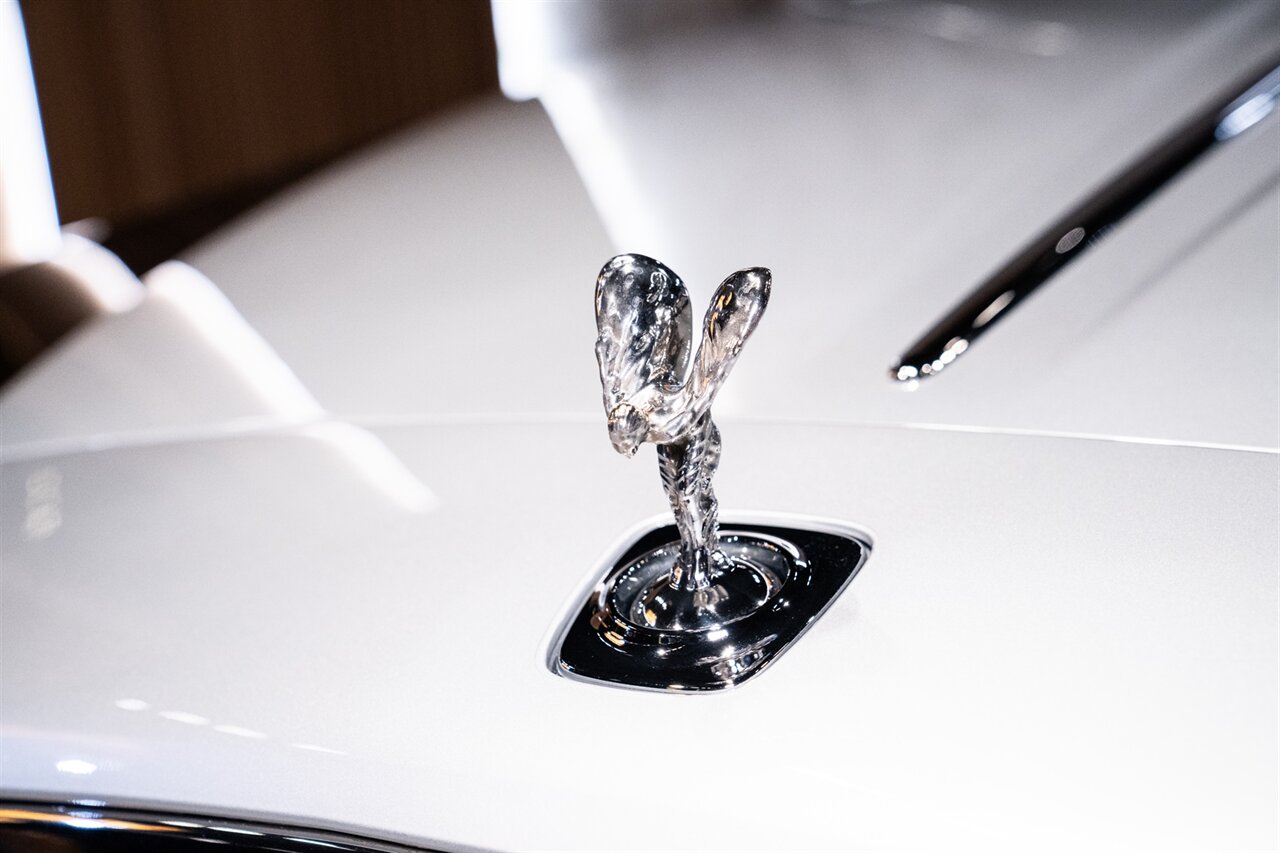 2018 Rolls-Royce Dawn   - Photo 29 - Beverly Hills, CA 90212