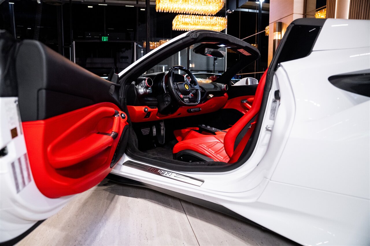 2021 Ferrari F8 Spider   - Photo 20 - Beverly Hills, CA 90212