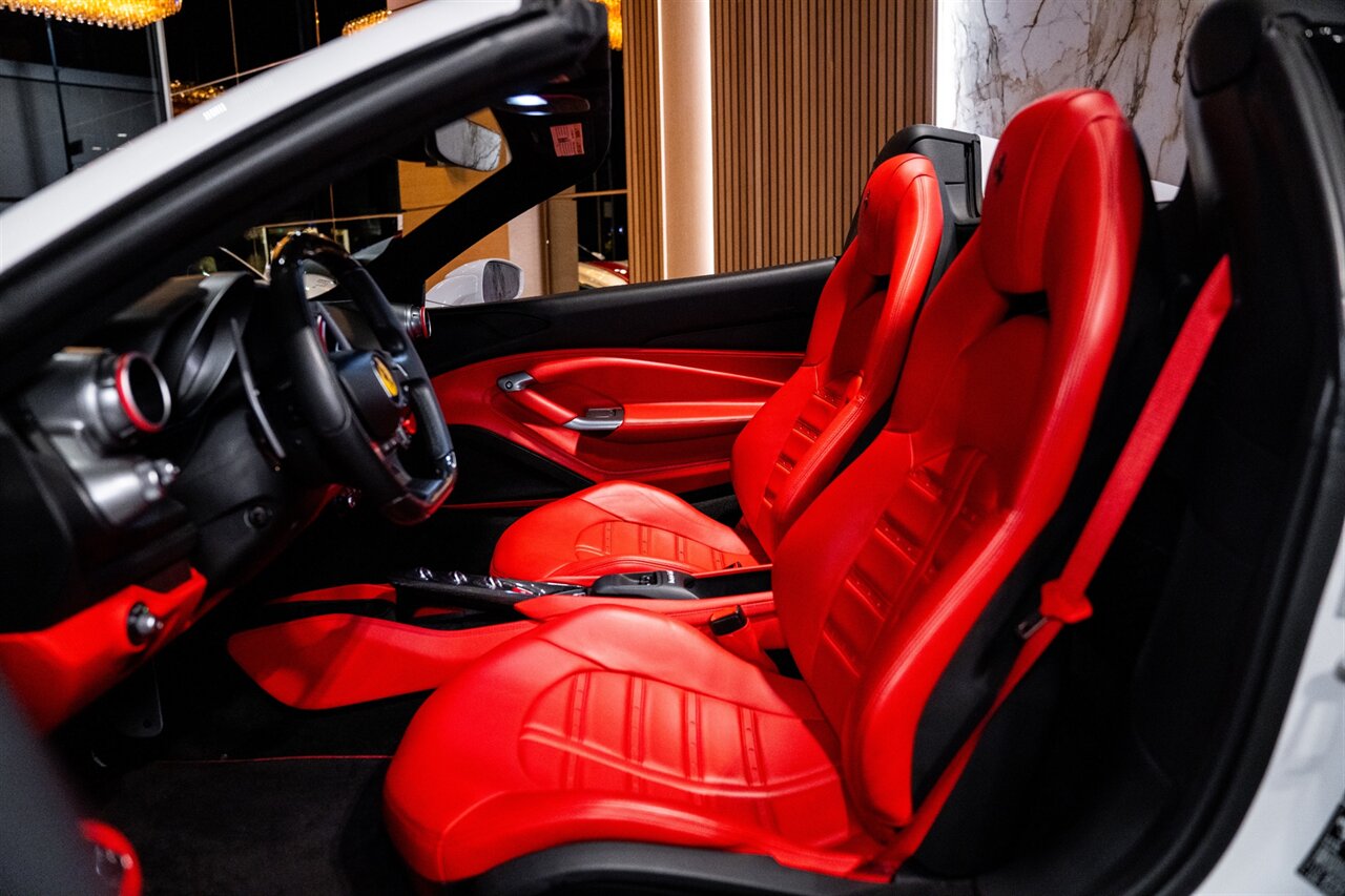 2021 Ferrari F8 Spider   - Photo 15 - Beverly Hills, CA 90212