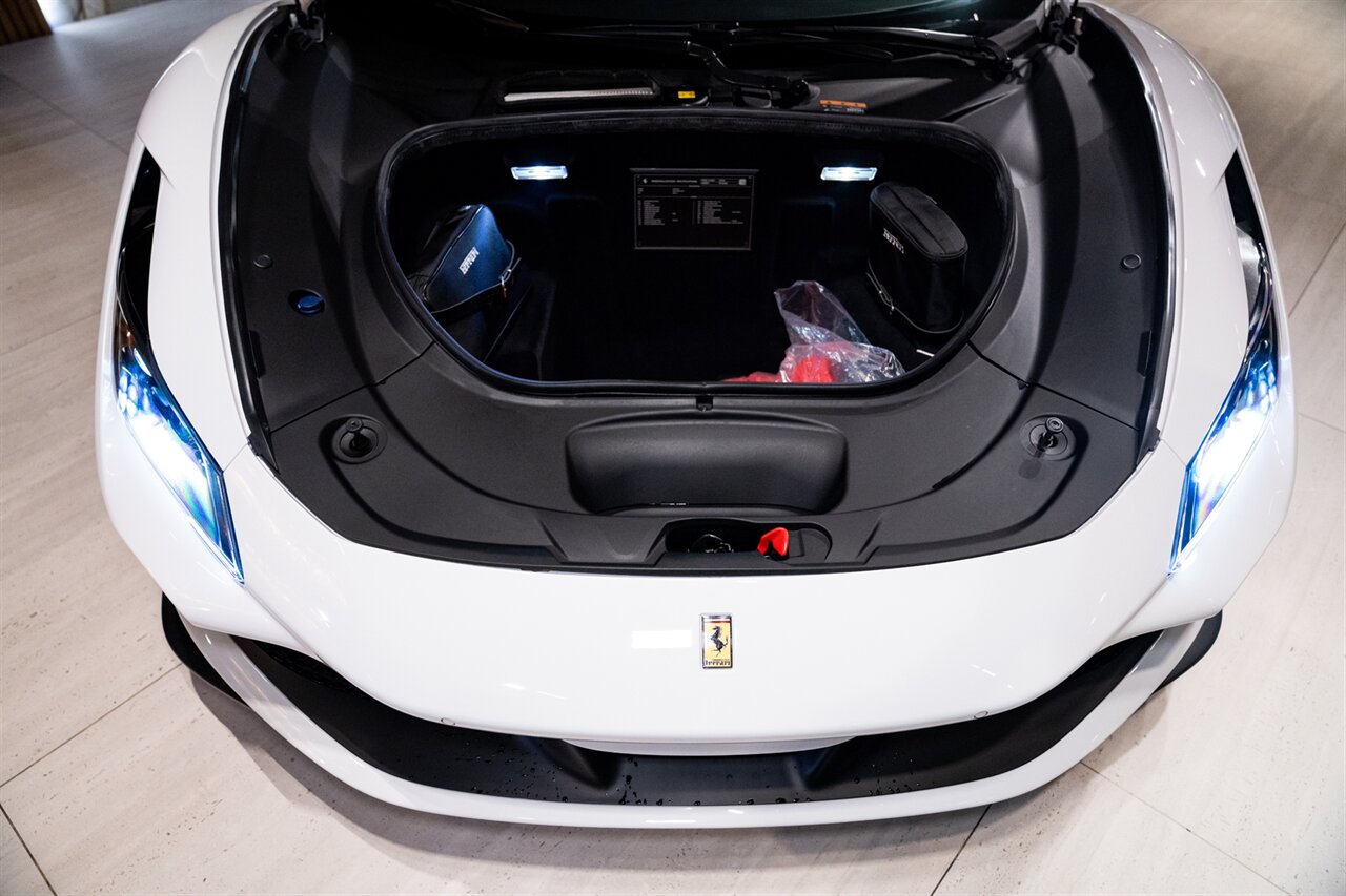 2021 Ferrari F8 Spider   - Photo 31 - Beverly Hills, CA 90212