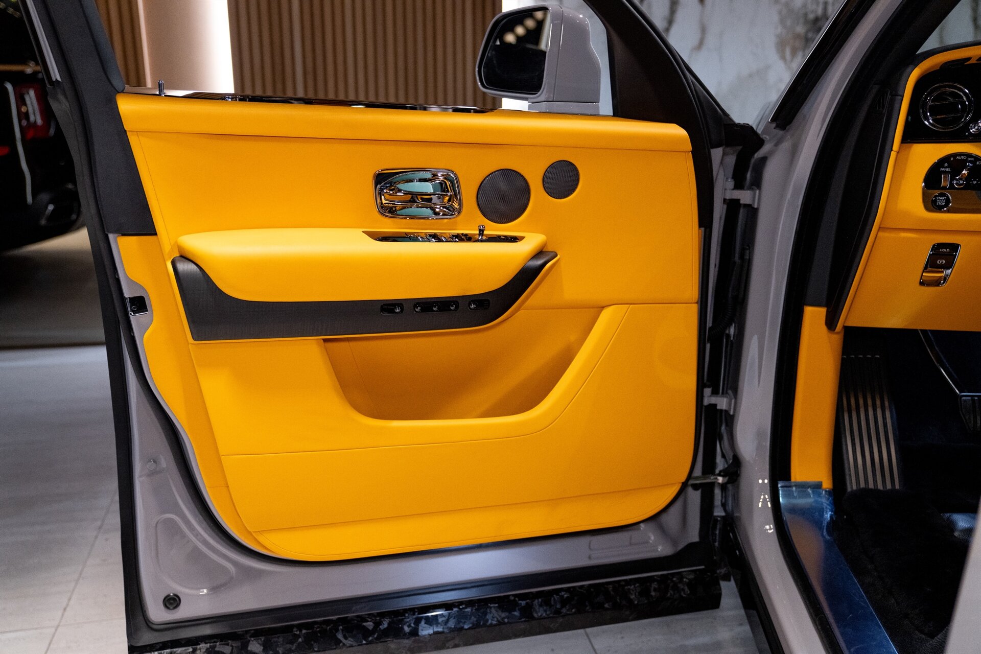 2026 Rolls-Royce Cullinan Mansory - Photo 11