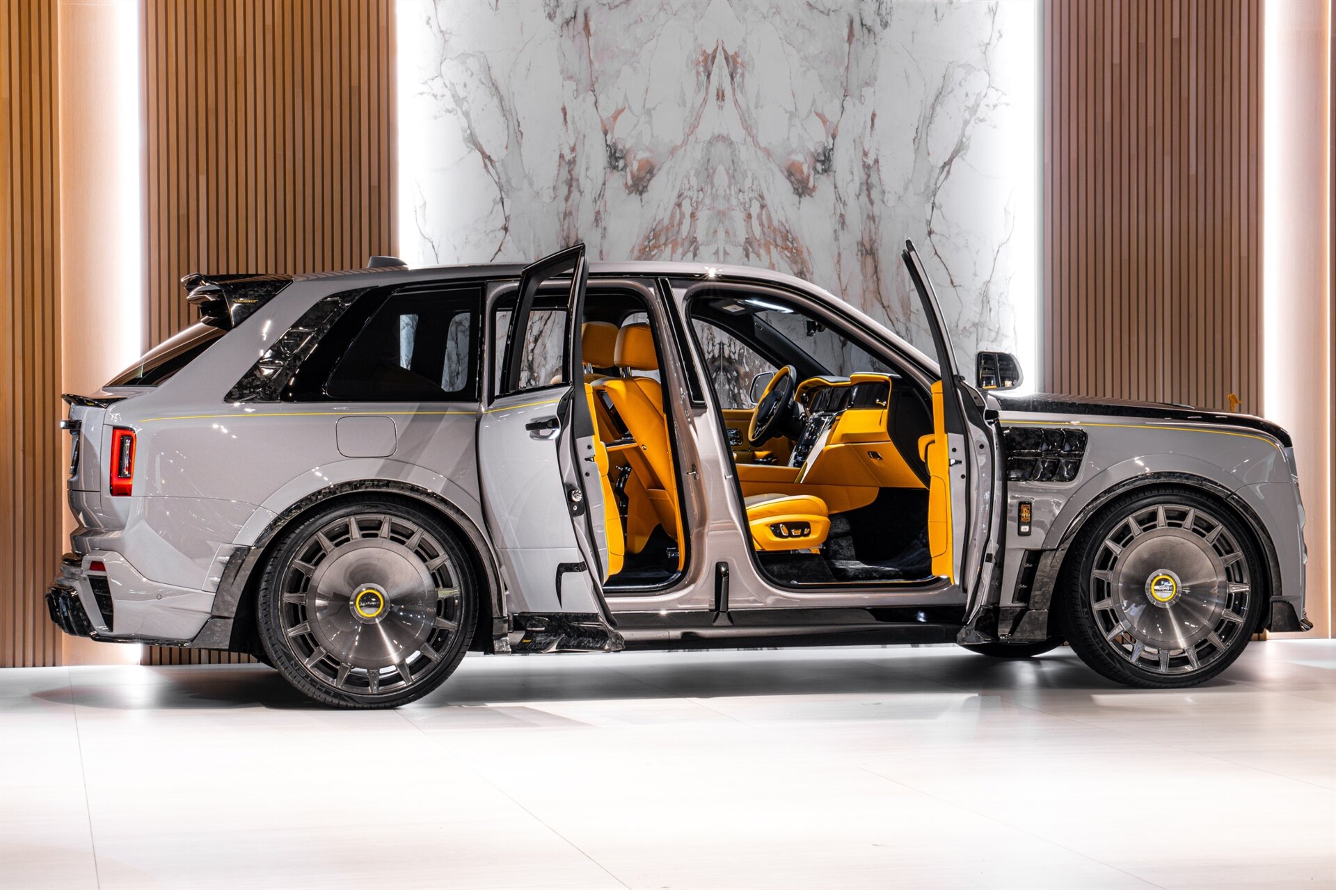 2026 Rolls-Royce Cullinan Mansory - Photo 6
