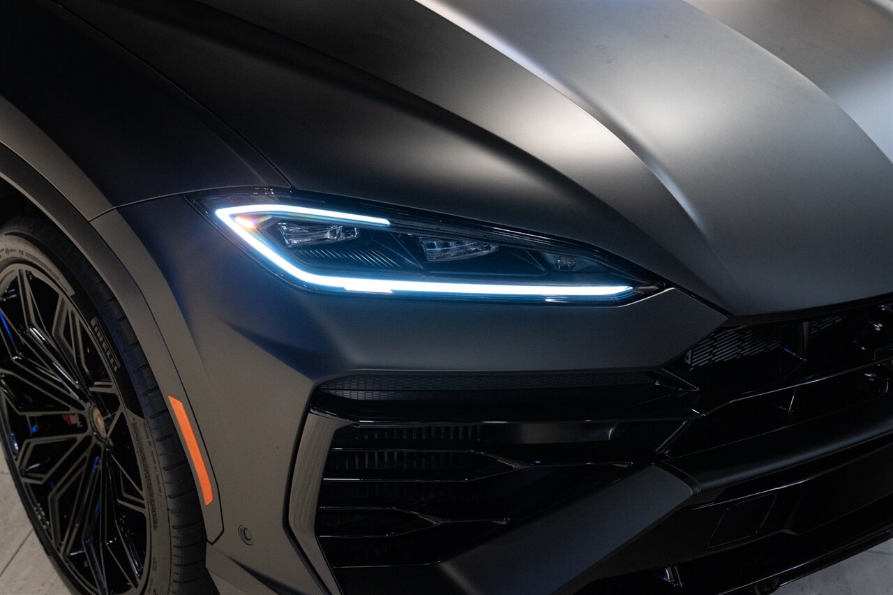 2026 Lamborghini Urus SE   - Photo 17 - Beverly Hills, CA 90212