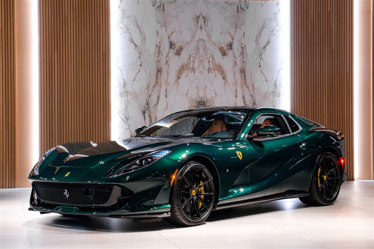 2022 Ferrari 812 GTS   - Photo 2 - Beverly Hills, CA 90212