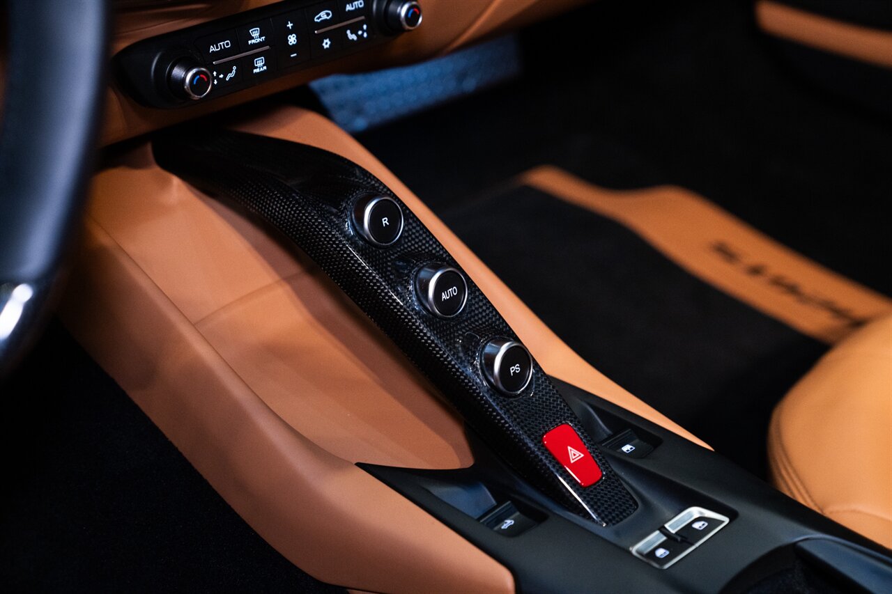 2022 Ferrari 812 GTS   - Photo 25 - Beverly Hills, CA 90212
