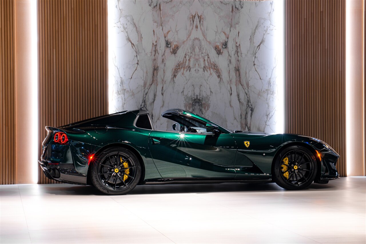 2022 Ferrari 812 GTS   - Photo 7 - Beverly Hills, CA 90212
