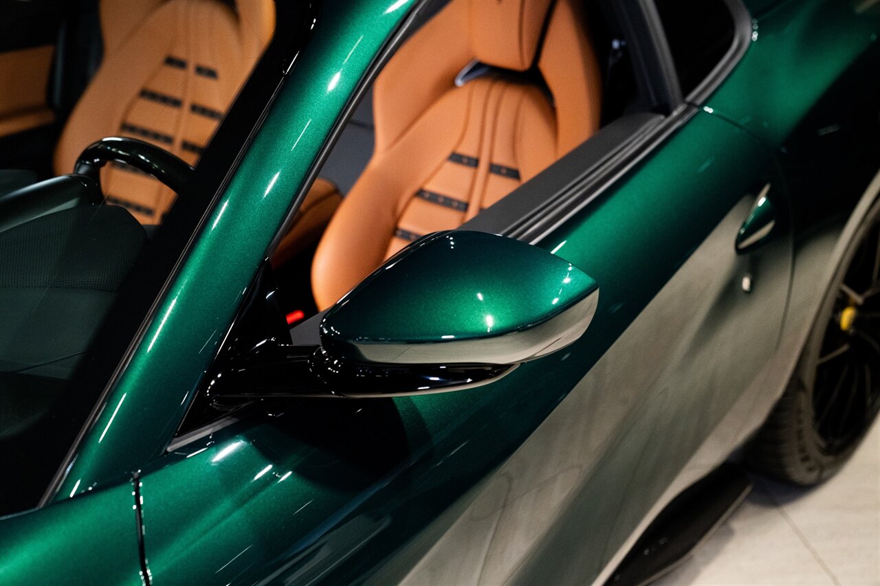2022 Ferrari 812 GTS   - Photo 18 - Beverly Hills, CA 90212