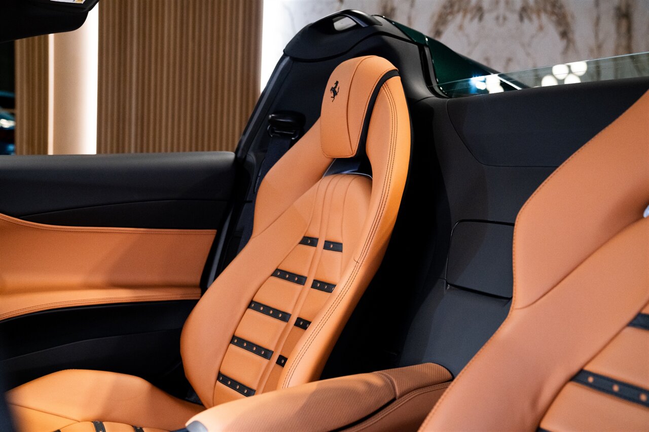 2022 Ferrari 812 GTS   - Photo 20 - Beverly Hills, CA 90212