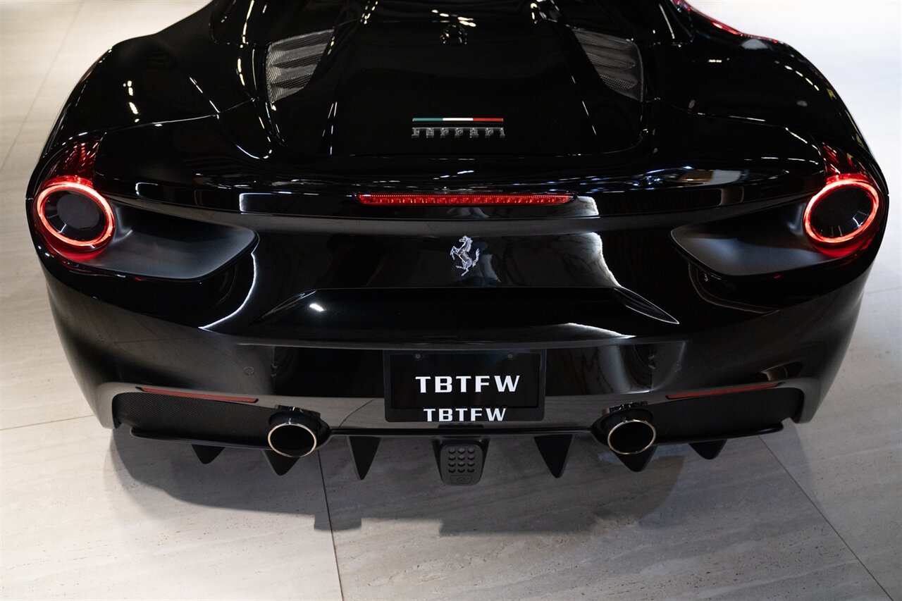 2018 Ferrari 488 Spider   - Photo 41 - Beverly Hills, CA 90212