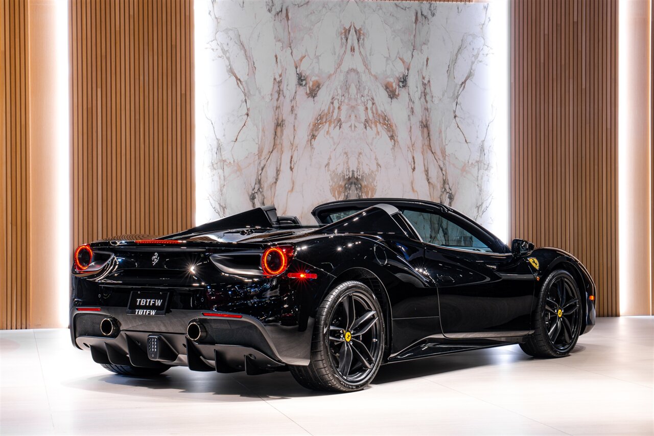 2018 Ferrari 488 Spider   - Photo 5 - Beverly Hills, CA 90212